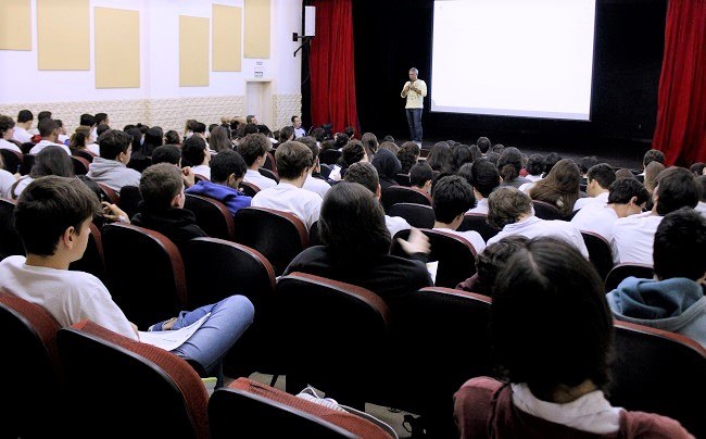 Diálogo entre as disciplinas marca “Aula Integrada” no Vieira