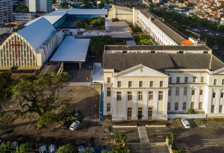 Vieira abre inscrições para 40 bolsas 100% gratuitas para jovens no Ensino Médio Noturno