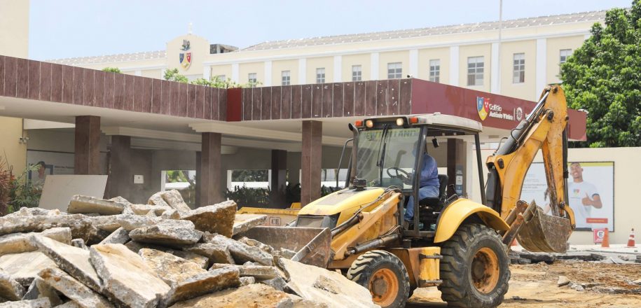 Obras no Vieirão seguem em ritmo acelerado para a volta às aulas