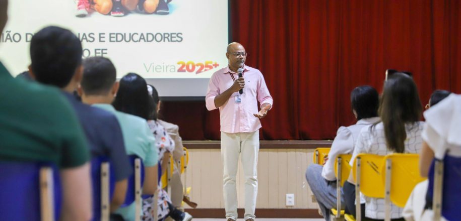 Reuniões de pais e educadores reforçam importância do tripé ‘Escola-Família-Estudante’